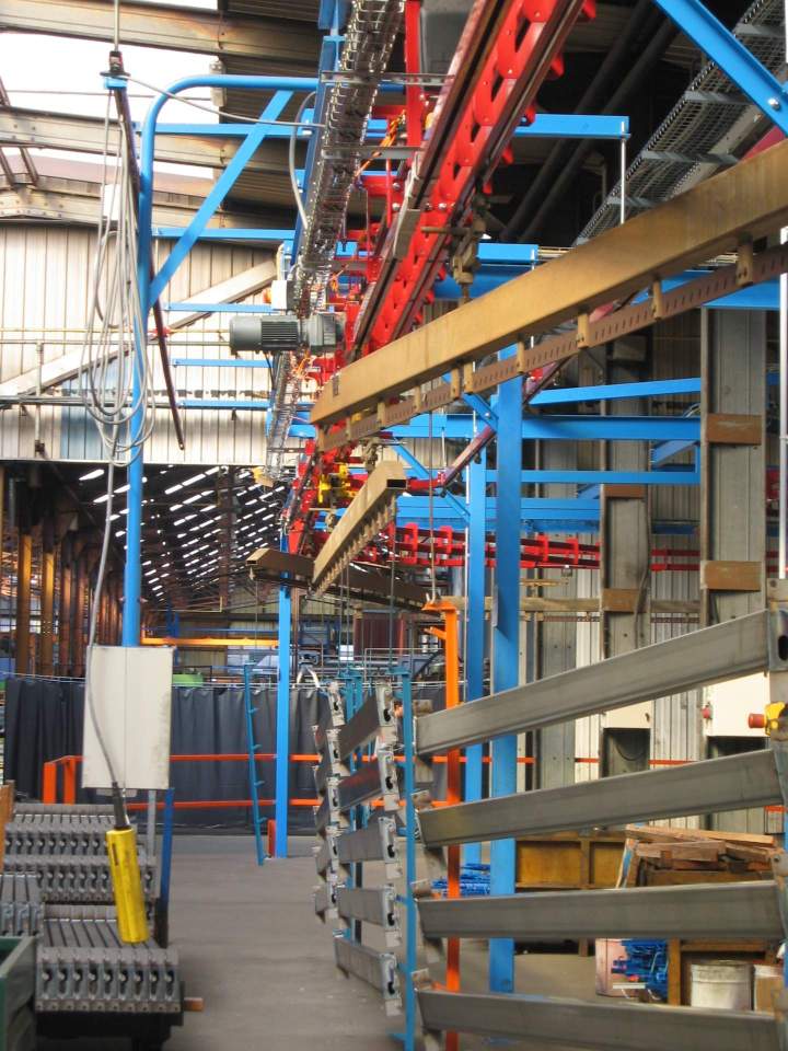 Installation de convoyeur aérien France